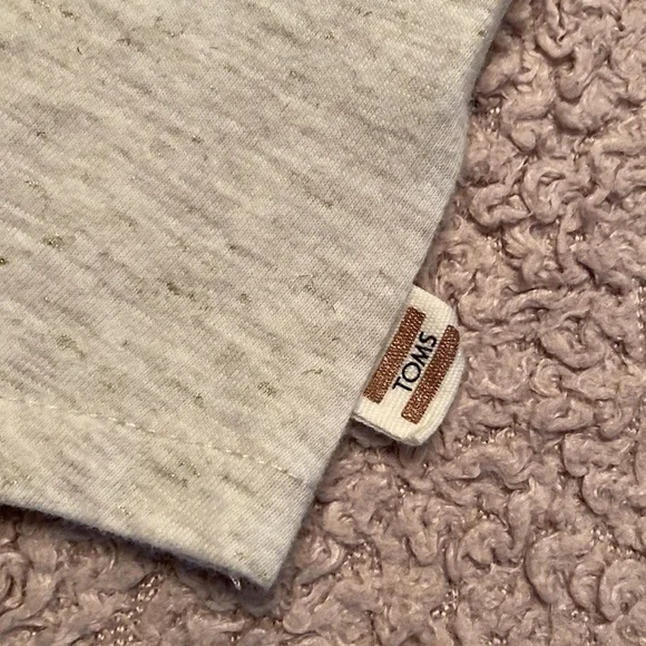 TOMS Womens Graphic Logo Short Sleeved T-Shirt - size Large - Picture 5 of 9